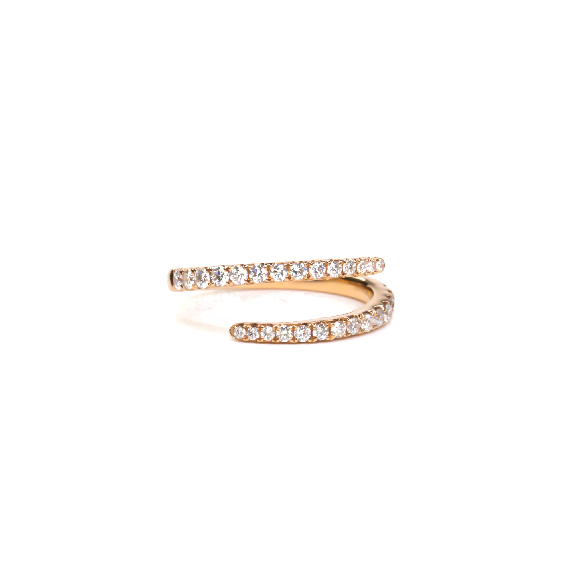Elegant Twisted Diamond Ring
