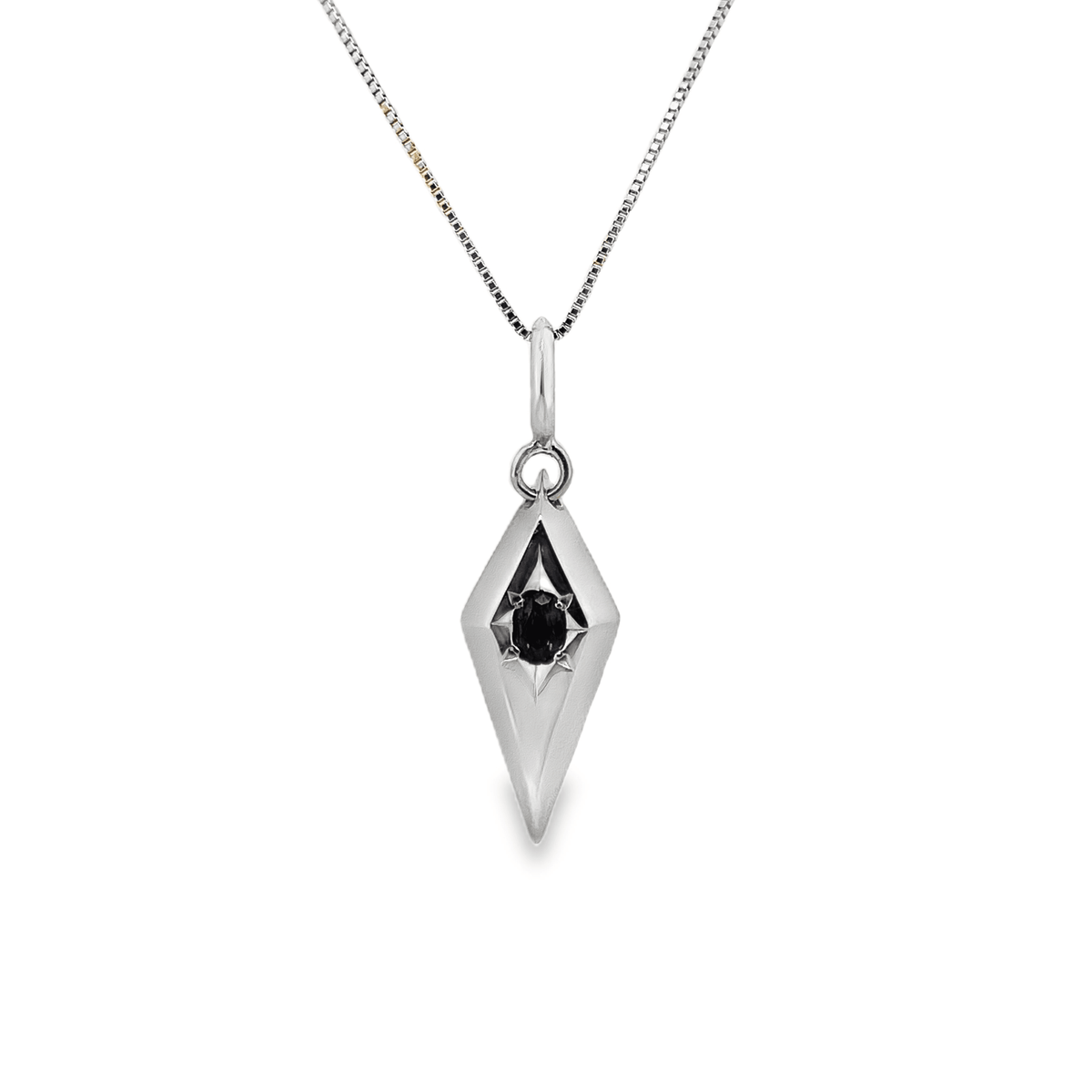 0.28ct Oval Brazil Alexandrite 18K White Gold Pendant - Candid Japan
