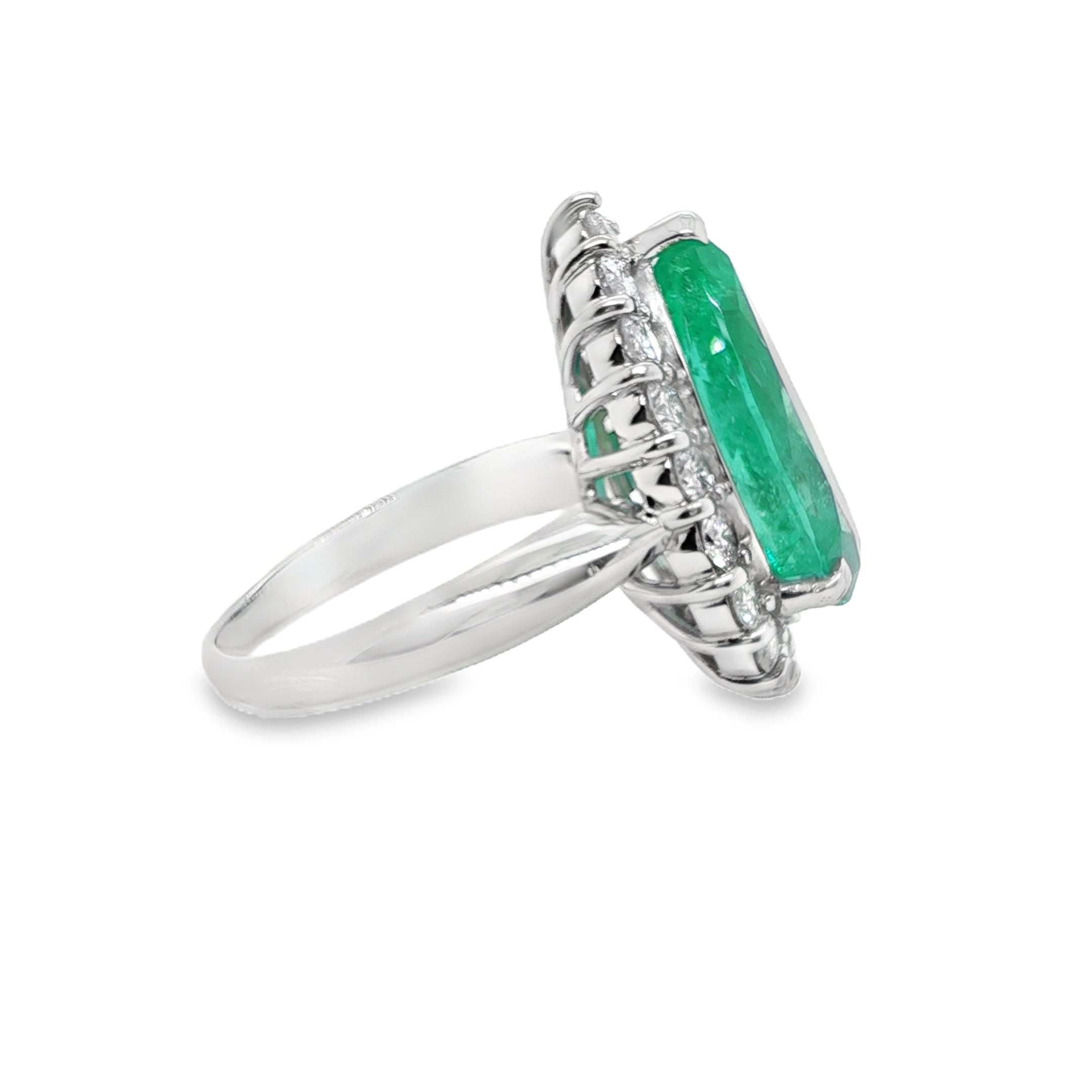10.00ct Colombian Pear-Shaped Emerald & Diamond Ring
