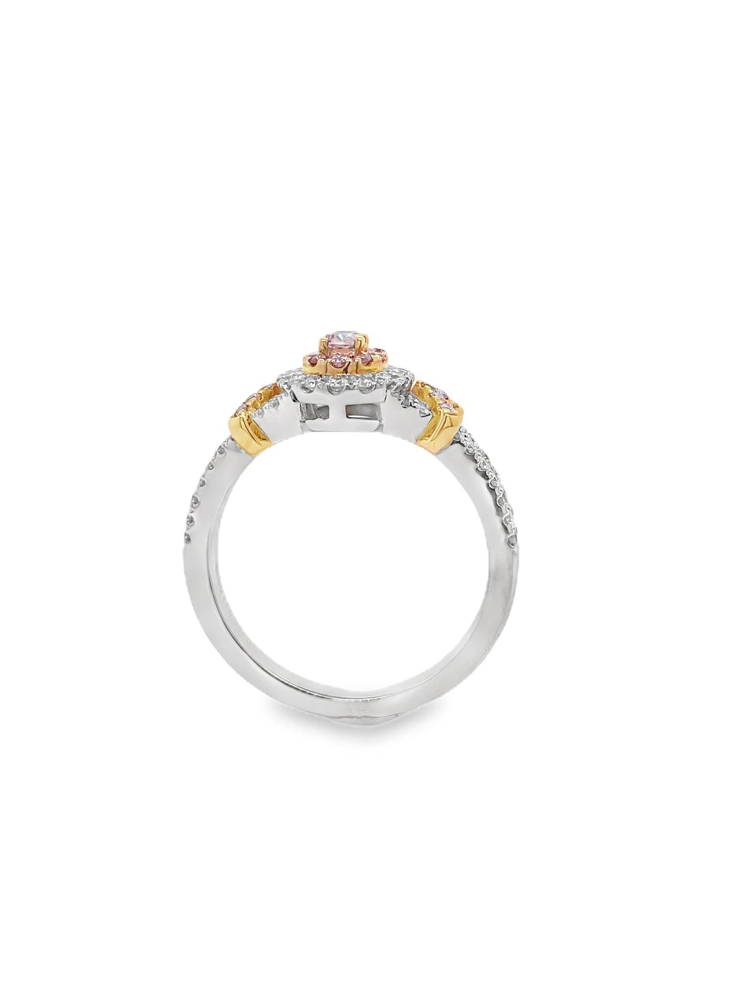 0.132ct Oval Fancy Light Purplish Pink Diamond Halo Ring - Candid Japan